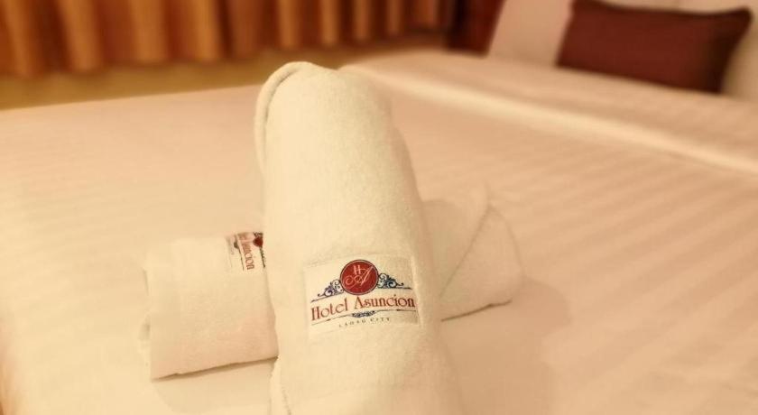 Hotel Asuncion Laoag Bagian luar foto